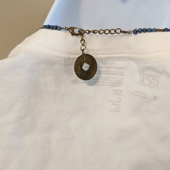 Necklace with Red beads and Flower Charms - Picture 8 of 8